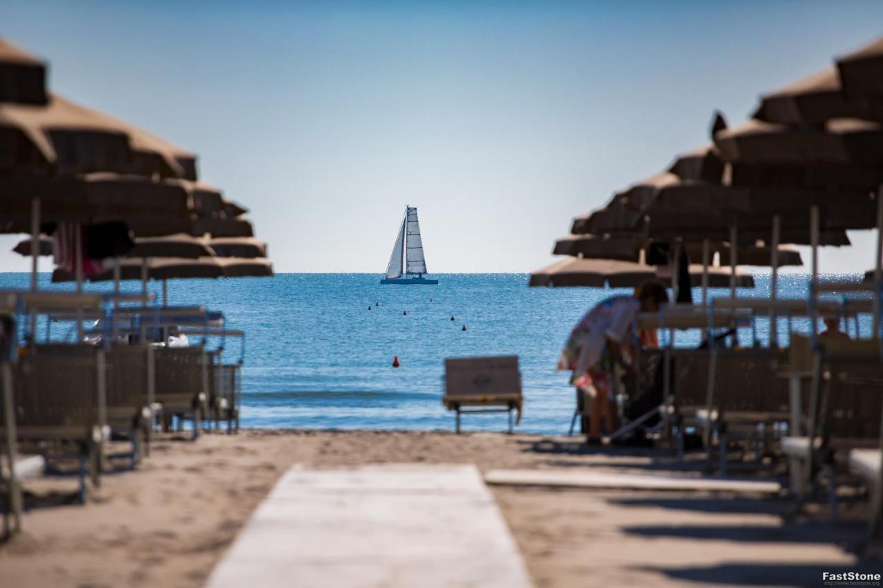 Hotel Solemare มิลาโน แมริตทิมา ภายนอก รูปภาพ
